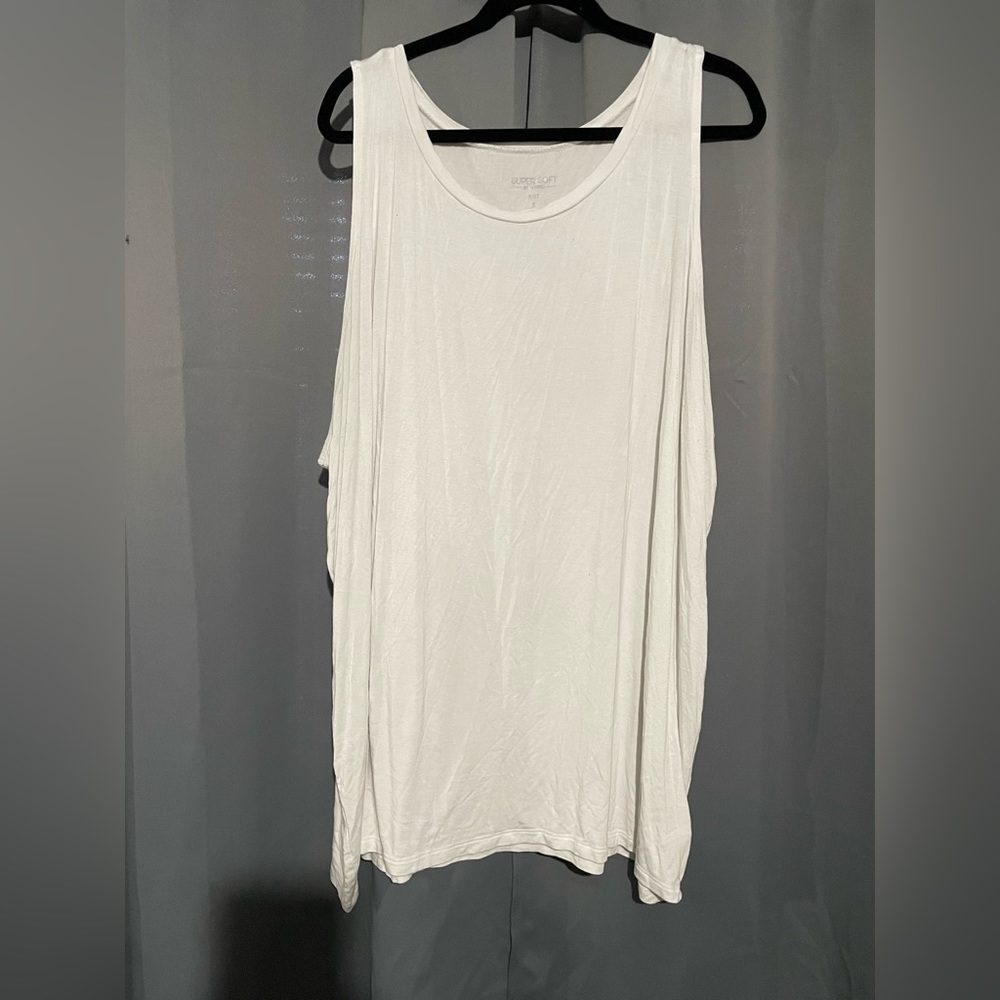 Torrid super soft white tank, size 5.
